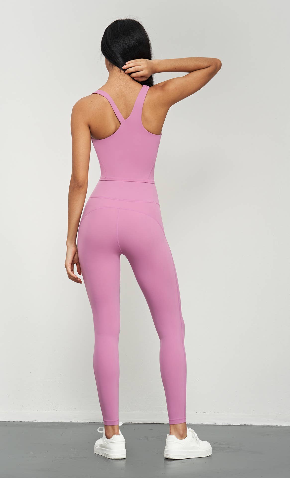 Kalina One Shoulder Strap Sports Bra